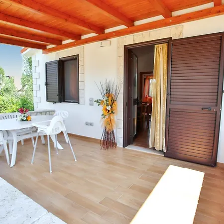 Charming House In With Shared Pool And Terrace