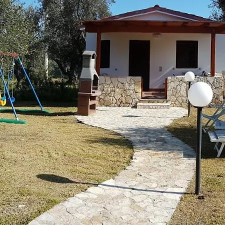 Holiday home Charming House In With Shared Pool And Terrace